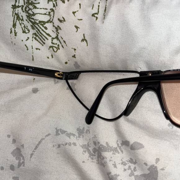 Frames - Picture 4 of 6